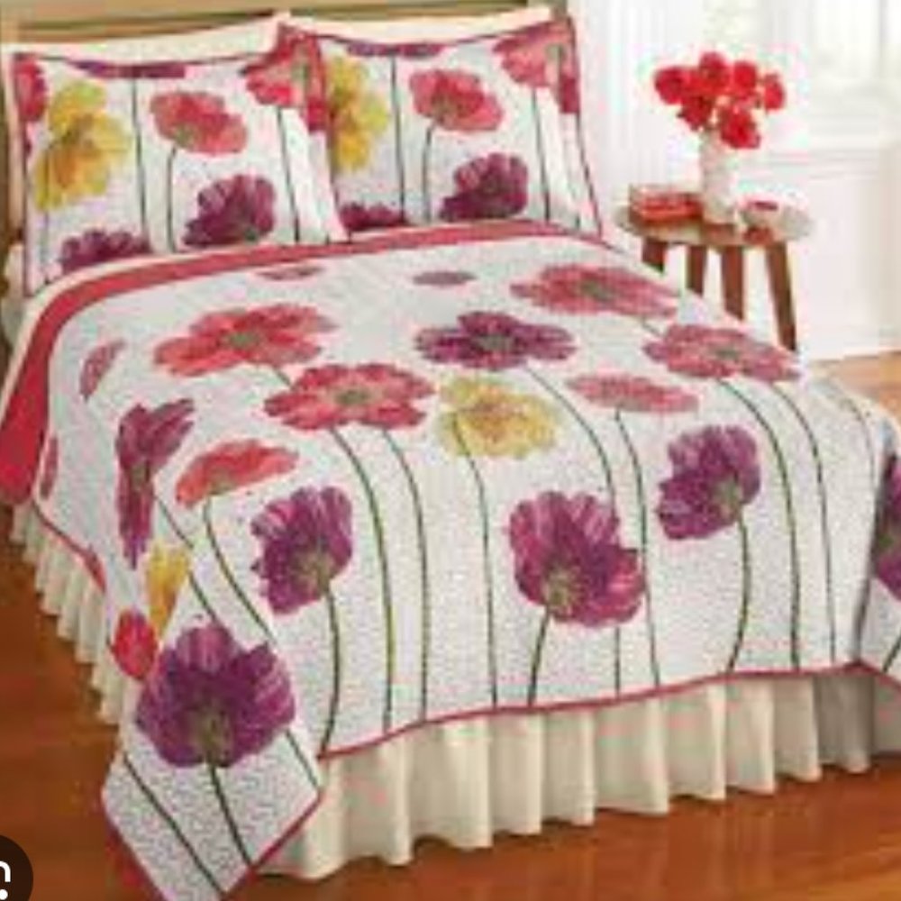 Blooming Poppies full/queen reversible Quilt [quilt only; no shams]